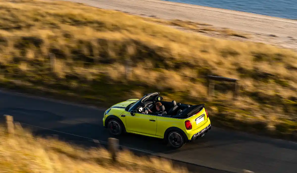 MINI - Cooper Convertible - Cabriolet Car Rentals - Preowned Cabriolet Car - Exclusive Concierge Club.webp